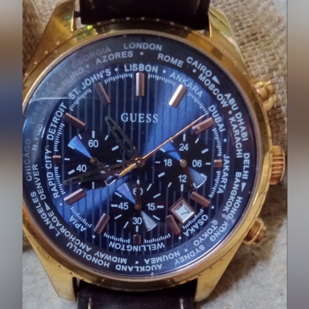 Mens watch